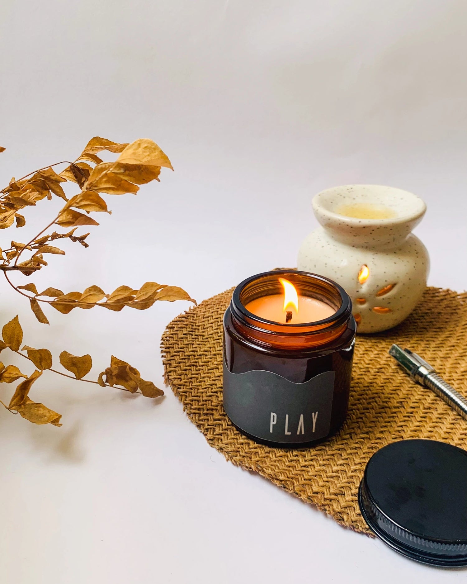 scented candles burn and wax warmer