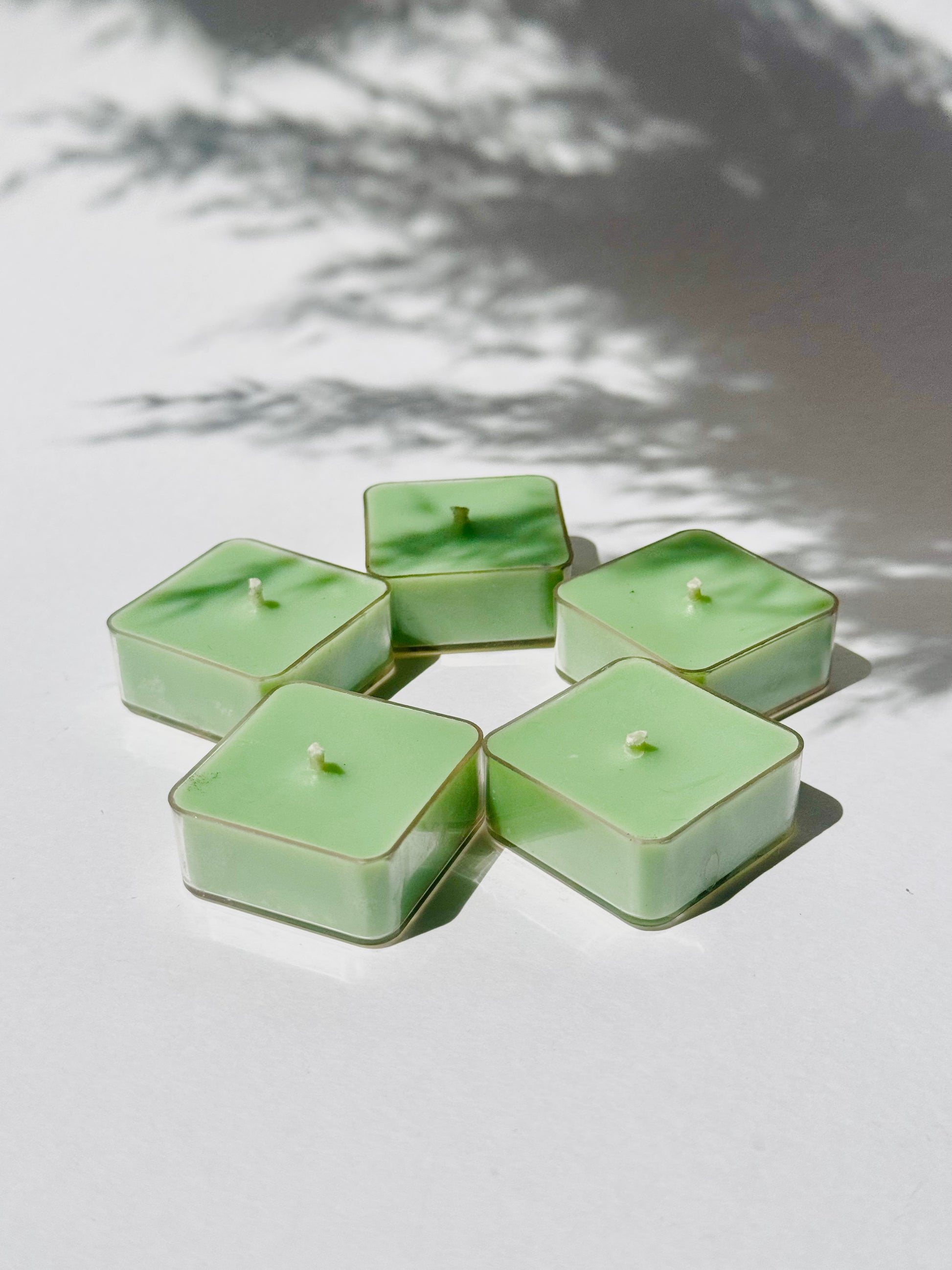 jasmine scented square acrylic tealights candle